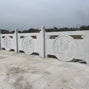通辽芝麻白河道栏杆 石材栏杆