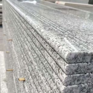 通辽芝麻白楼梯踏步 花岗岩楼梯板材