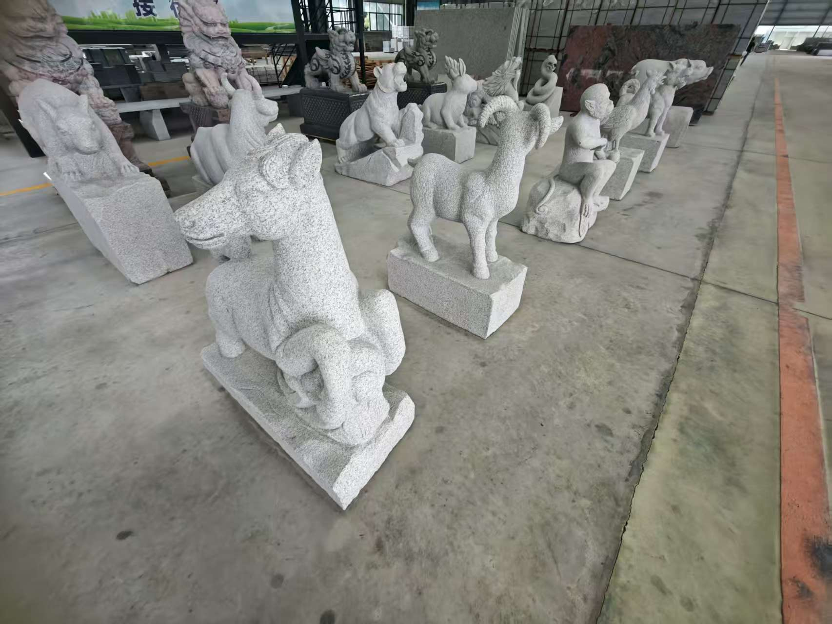 通辽芝麻白雕刻 十二生肖 异形雕刻